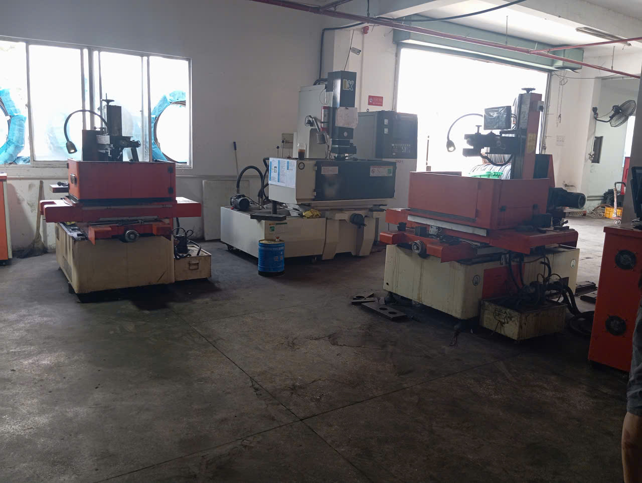 Wire cutting.jpg